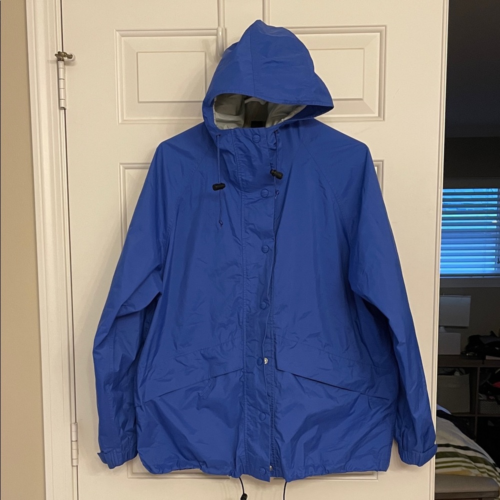L.L. Bean vintage blue Gore-Tex Stowaway rain jacket Large
